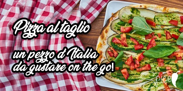 La pizza al taglio: un pezzo d'Italia da gustare on the go!
