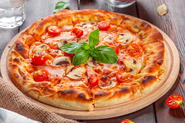 Pizza: how it was born, the basic idea, history
