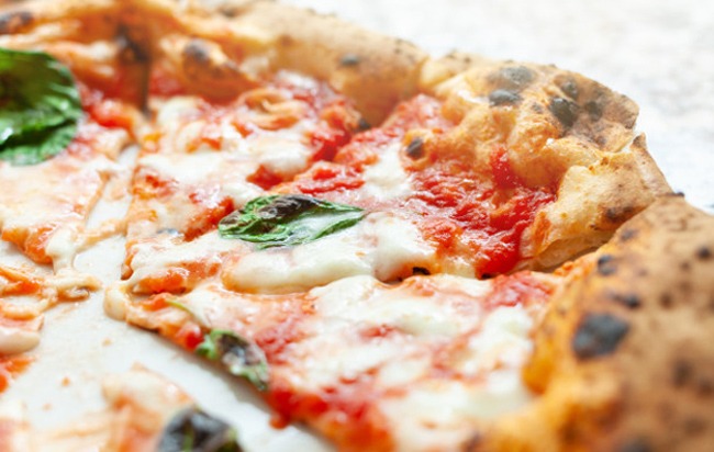 Differenza tra pizza napoletana e pizza romana