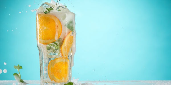 5 aromatische Wässer zum Durstlöschen: Zubereitung